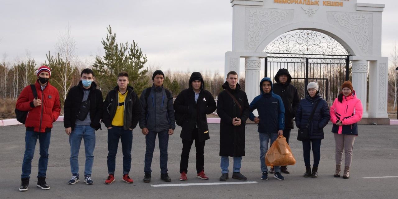Колледж студенттері сенбілікке шықты 
