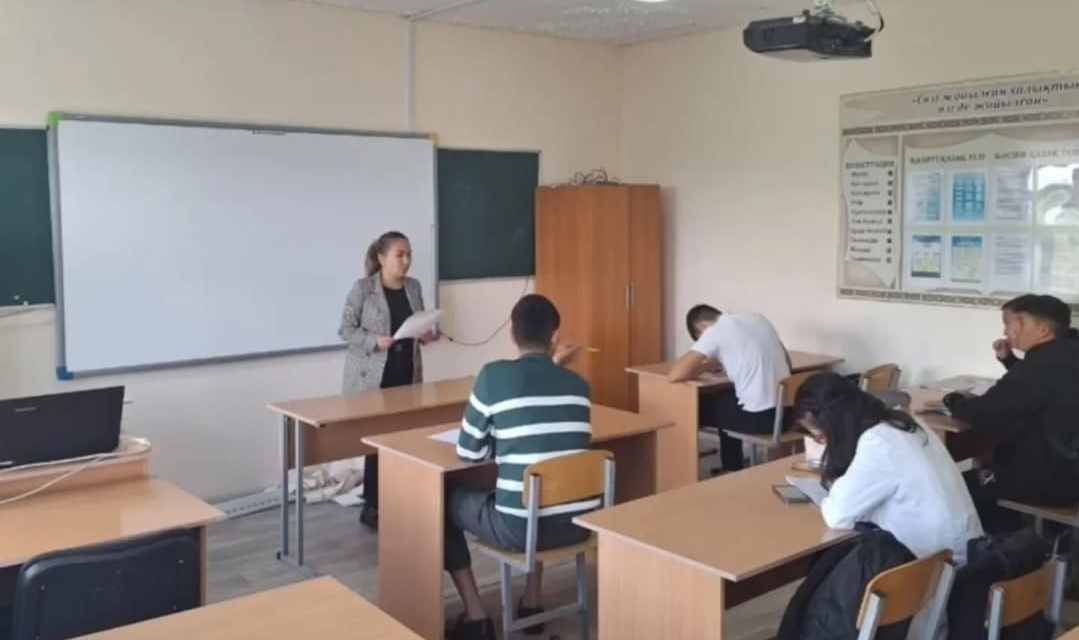 Кураторский час на тему «У народа без единства нет будущего»