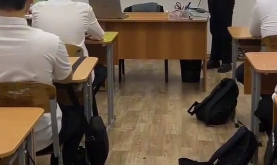 📚 16 ақпан күні колледжде Республикалық бірыңғай сынып сағаты өтті